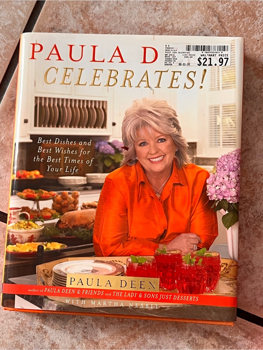 2 Cookbooks - Picture 6 of 8